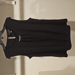 Premise sleeveless top